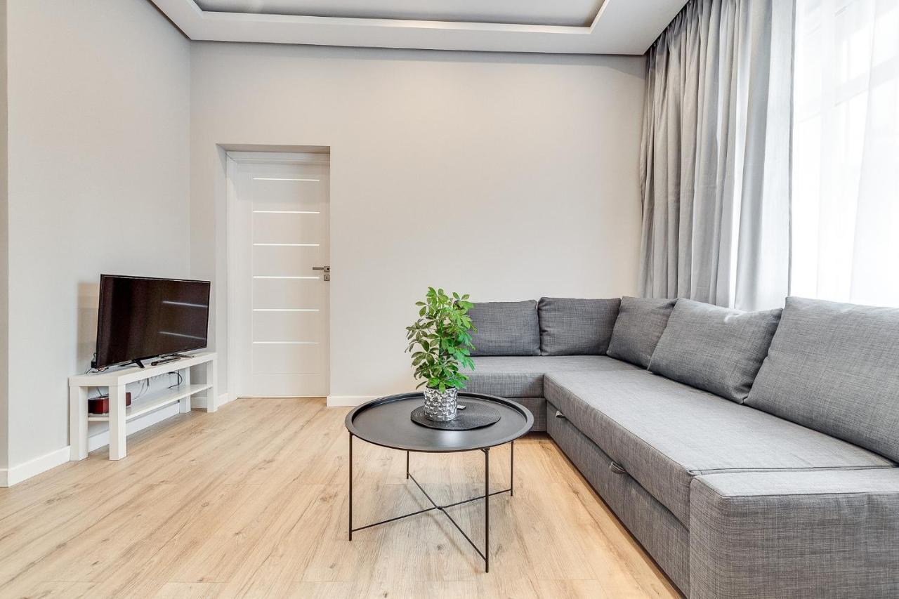 Central Platinum Apartments 28 Z Balkonem Рибник Екстериор снимка